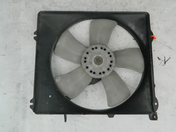 Диффузор радиатора SUBARU LEGACY BG5 (Контрактный) 72355046