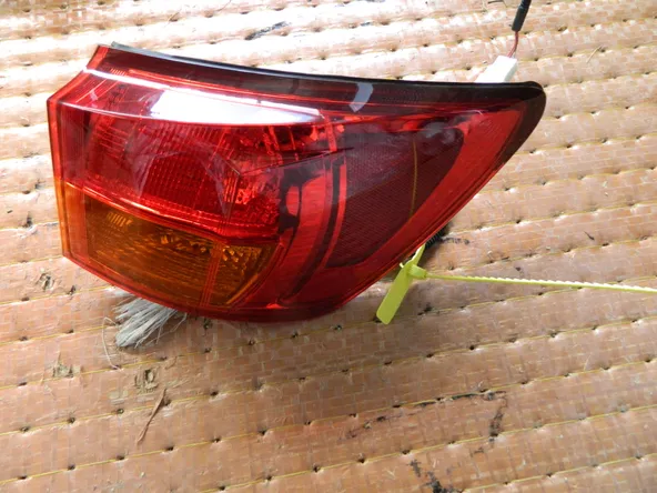 Фонарь LEXUS IS250 GSE20 Зад Прав (Контрактный) 94603927