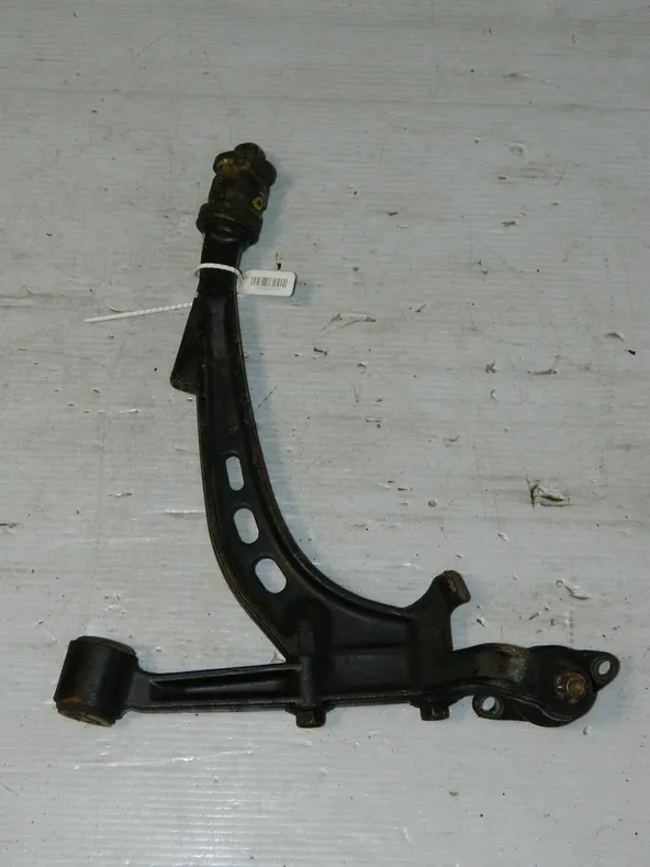 Рычаг подвески TOYOTA ESTIMA TCR10 Перед Прав (Контрактный) 45992544