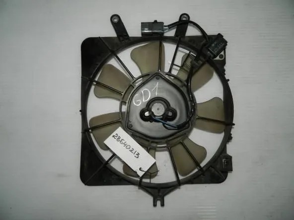 Диффузор радиатора HONDA FIT GD1 (Контрактный) 28640213