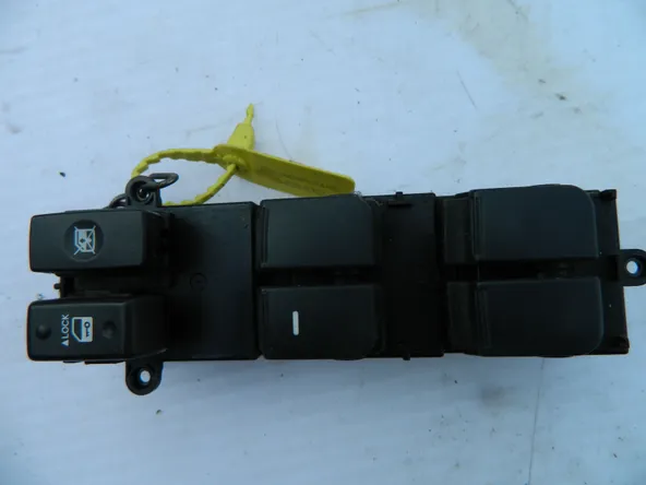 Блок управления стеклоподъемниками KIA SOUL AM 2008-2014 Перед Лев (Контрактный) 94584013