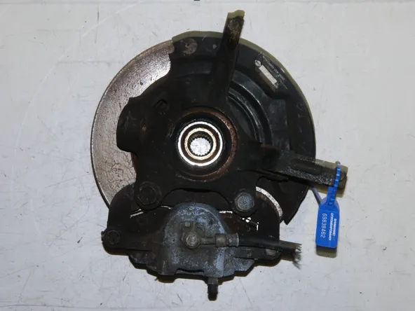 Ступица NISSAN MARCH K11 Перед Лев (Контрактный) 69838462