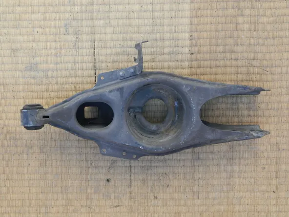 Рычаг подвески MERCEDES-BENZ E-CLASS W211 Зад Низ (Контрактный) 36123760