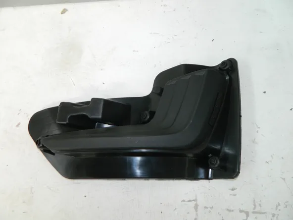 Заглушка бампера SAT STKA47000C2 KIA RIO QB 11-15 Перед Лев