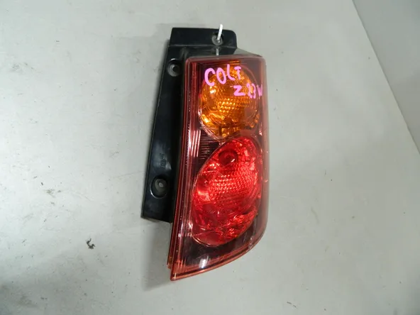 Фонарь MITSUBISHI COLT Z21A Зад Прав 4600 (Контрактный) 68000920