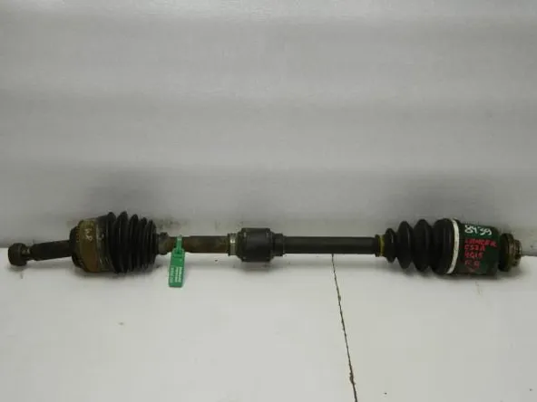 Привод MITSUBISHI LANCER CEDIA CS2A 4G15 Перед Прав (Контрактный) D9996326