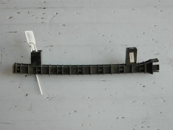 Направляющая стекла FIAT PANDA (Б/У) 35021452