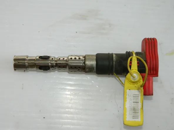 Катушка зажигания AUDI A8 BFM (Контрактный) 40951103