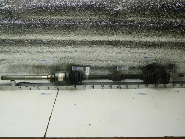 Привод MITSUBISHI LANCER CEDIA CS5W 4G93 Перед Прав (Контрактный) 35021873