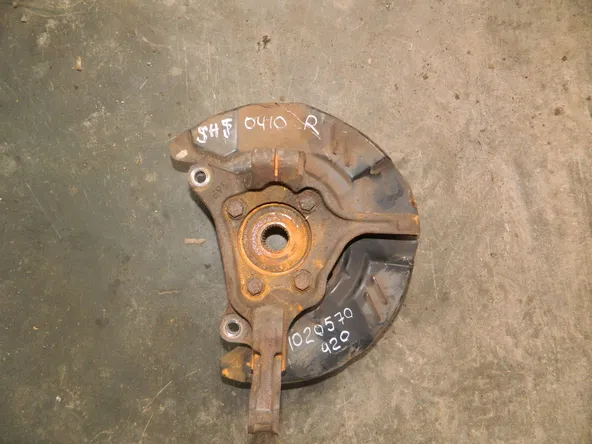Ступица SUBARU FORESTER SHJ Перед Прав (Контрактный) 1020570920