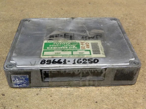 Блок управления ДВС TOYOTA CORSA 5EFE (Контрактный) 9755 8966116250