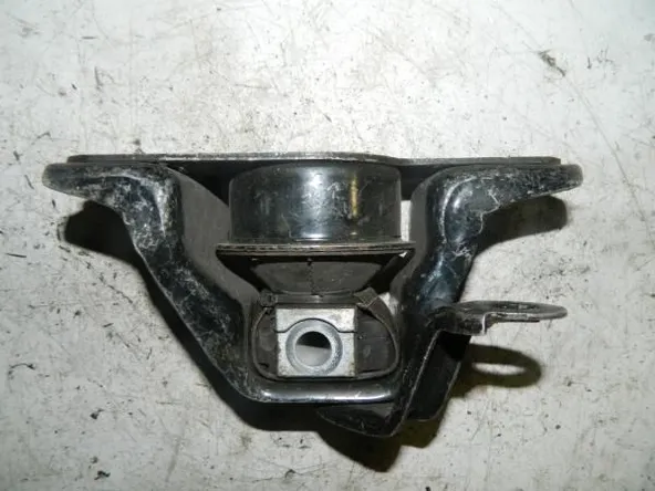 Подушка двигателя NISSAN NOTE E11 HR15DE Прав (Контрактный) 906843