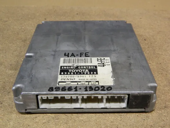 Блок управления ДВС TOYOTA COROLLA SPACIO 4AFE (Контрактный) 9845 8966113020