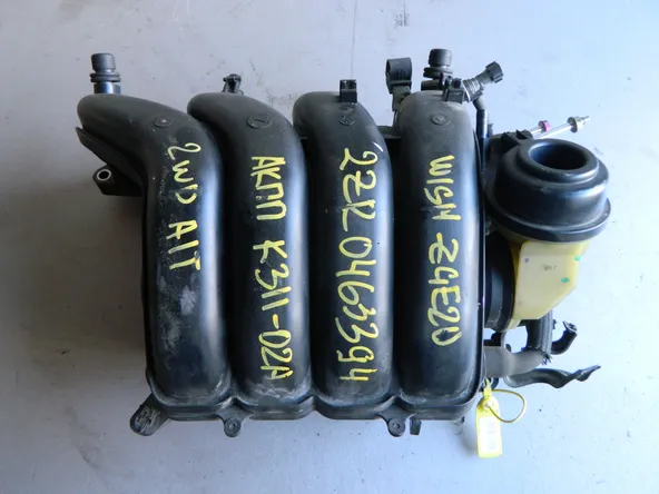 Коллектор впускной TOYOTA 2ZRFAE (Контрактный) 40940472