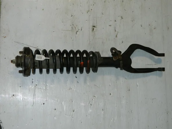 Стойка подвески HONDA ODYSSEY RA3 Перед Прав (Контрактный) 45976760