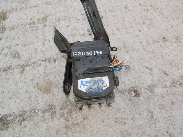 Блок ABS TOYOTA AVENSIS AZT250 (Контрактный) 1081130136 8954105130