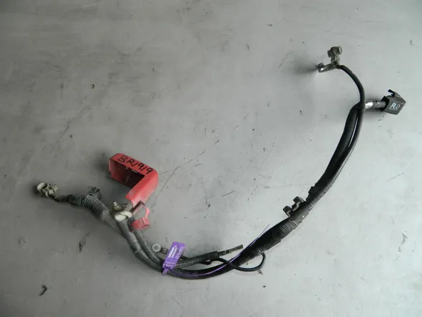 Клемма аккумулятора (+) SUBARU OUTBACK BR9 (Контрактный) C1764903