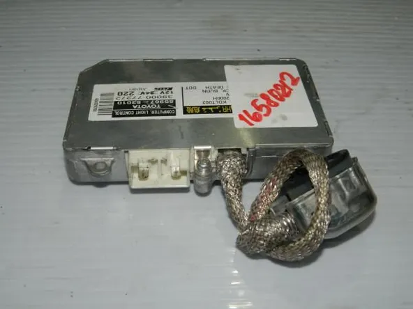 Блок розжига ксенона TOYOTA 8596753010 (Контрактный)