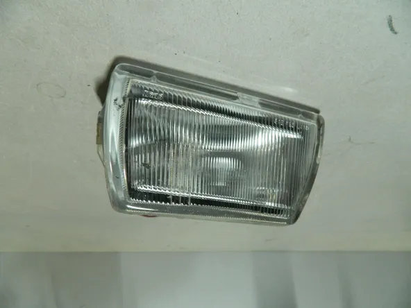 Фара противотуманная MITSUBISHI DIAMANTE F36A Перед Лев (Контрактный) 79768311