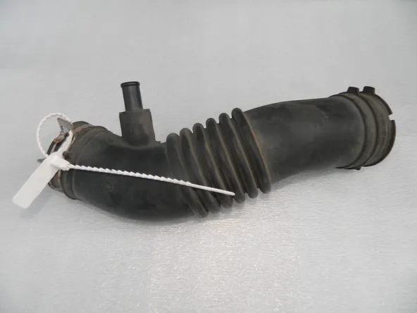 Патрубок воздушного фильтра TOYOTA NOAH 3ZRFE (Контрактный) 45984313 1788137090