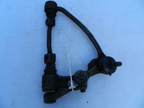 Рычаг TOYOTA HIACE NOAH CR50G Перед Лев Верх (Контрактный) 46091262