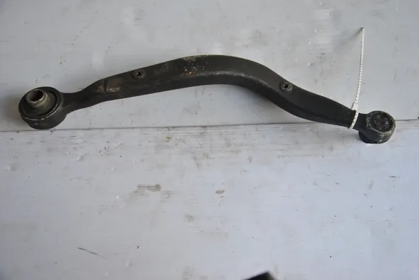 Рычаг подвески TOYOTA CELICA ST202 Перед Лев (Контрактный) 46091928