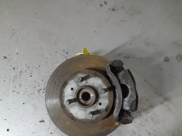 Ступица MITSUBISHI DINGO CQ2A Перед Прав (Контрактный) 94603628