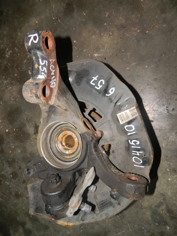 Ступица TOYOTA CAMRY ACV40 Перед Прав (Контрактный) 1041510657