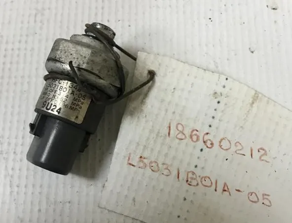 Датчик давления кондиционера MAZDA 3 BK (Kонтрaктный)