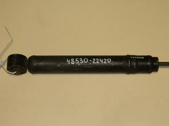 Стойка подвески TOYOTA MARK II GX100 Зад (Контрактный) 45992077