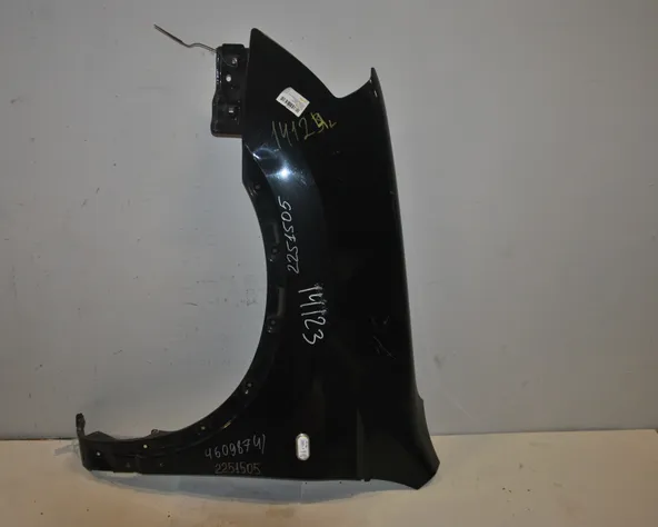 Крыло NISSAN DUALIS J10 Перед Лев (Контрактный) 46098741