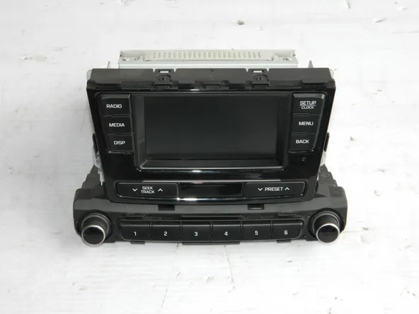 Магнитола HYUNDAI SOLARIS HCR (Б/У) 81540288