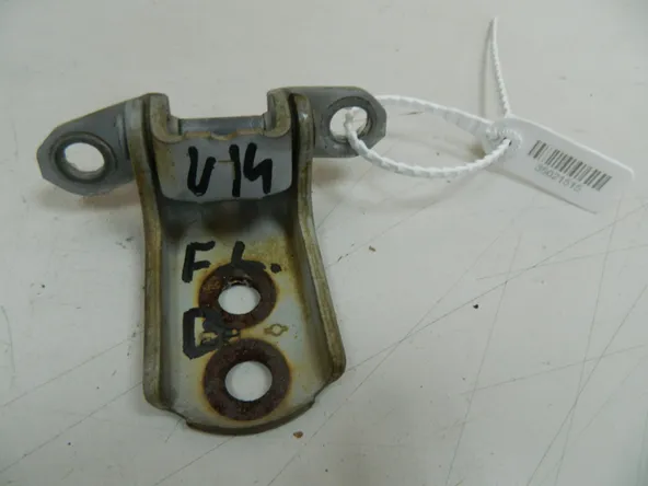 Петля двери NISSAN BLUEBIRD EU14 Перед Лев Верх (Контрактный) 35021515