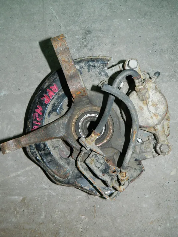 Ступица MITSUBISHI RVR N23W Перед Лев (Контрактный) 79591109