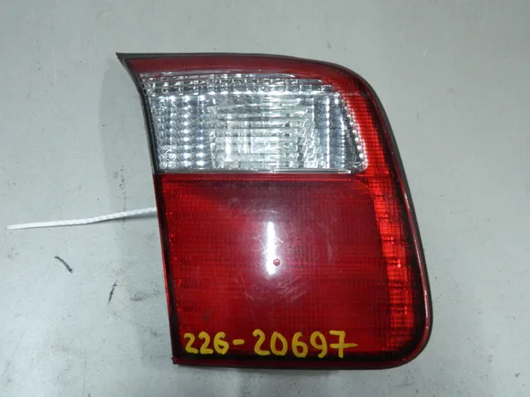 Фонарь SUBARU FORESTER SF5 Зад Лев (Контрактный) 68000098