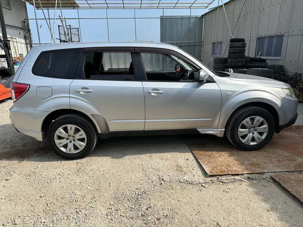 Дверь SUBARU FORESTER SHJ Перед Прав (Контрактный) 102057012