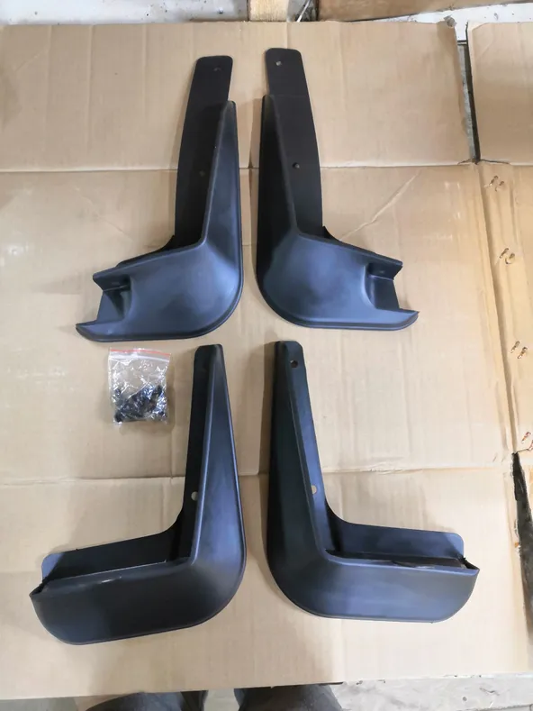 Брызговик GENERAL PARTS GPTOYCOR14 TOYOTA COROLLA 14г- (комплект)