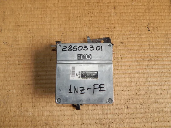 Блок управления двс TOYOTA PLATZ NCP12 (Контрактный) 28603301