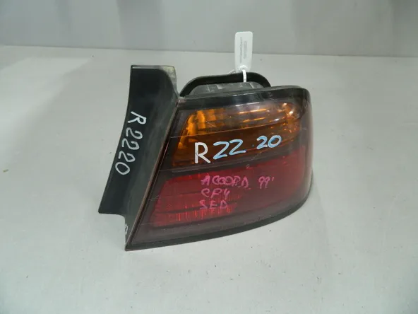 Фонарь HONDA TORNEO CF4 Зад Прав 2220 (Контрактный) 68000893