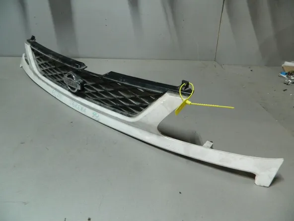 Решетка радиатора NISSAN SERENA PC24 (Контрактный) 79773265