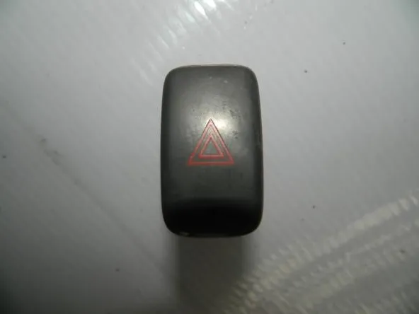 Кнопка аварийной остановки TOYOTA CAMRY SXV20 (Б/У)