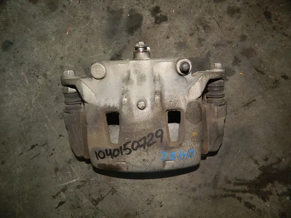 Суппорт NISSAN SERENA HFC26 Перед Лев (Контрактный) 1040150729