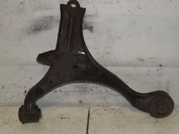 Рычаг подвески HONDA CIVIC EU1 Перед Лев (Контрактный) 45993135