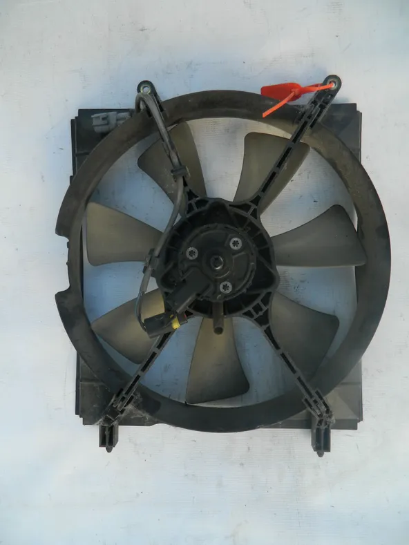 Диффузор радиатора TOYOTA MARK II WAGON QUALIS MCV20 (Контрактный) 72355307