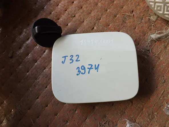 Лючок бензобака NISSAN TEANA J32 (Контрактный) 1397400001