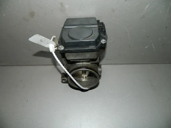 Дроссельная заслонка Renault Clio II K4J 711 (Б/У)