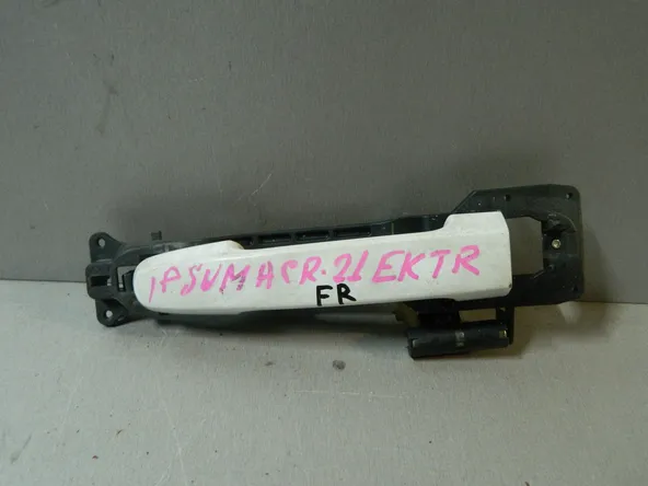 Ручка двери наружная TOYOTA IPSUM ACM21 Перед Прав (Контрактный) 81528572