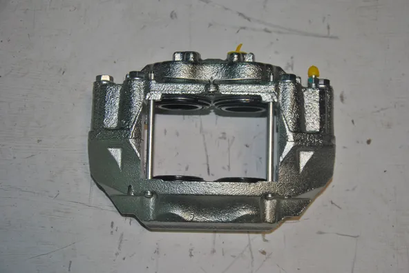 Суппорт тормозной GENERAL PARTS 4773060060 TOYOTA LAND CRUISER HDJ81, HZJ80 Перед Прав