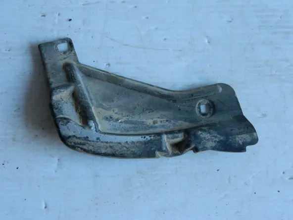 Пыльник бампера TOYOTA 5259212090 TOYOTA COROLLA ZZE120 4ZZFE Зад Лев (Б/У)