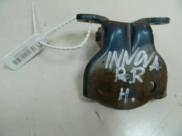 Петля двери HONDA ASCOT INNOVA CB3 Зад Прав Низ (Контрактный) 35021524